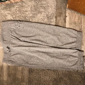Under armor cropped sweats